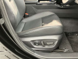 内部はこちらです。快適さと使い勝手を追求した車内空間で、安全な旅をお楽しみくださいませ。