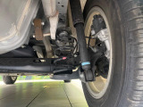 お車を安心してお乗りいただく為には、足回りの定期点検が欠かせません。サービスサポート(有償保証)では無料点検もご提供しており、安心のカーライフをお過ごしいただけるサポート体制が整っています。