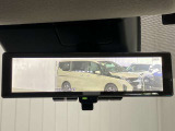 【スマートルームミラー】ルームミラー上に車体後方カメラの映像を映し出すことで車内定員、荷物状況に影響をうけません★たくさん乗せても、たくさん載せても、後方視界すっきりのインテリジェントルームミラー★