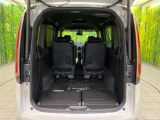 普段のお買い物や通勤、送迎等に十分な荷室スペースを確保しております。セカンドシートを倒すと、大きな荷物の積載も可能です♪