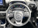 【純正革巻きステアリング】上質な革を使用することで、手にしっかり馴染みとても運転しやすいハンドルです♪