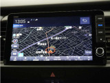 純正9インチHondaCONNECTナビ(LXM-242ZFNi)&バックカメラが装備されているので、普段の使い勝手もロングドライブも快適です。
