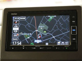 純正スタンダードインターナビ(VXM-224VFi)&バックカメラが装備されているので、普段の使い勝手もロングドライブも快適です。