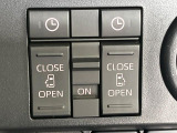 【両側パワースライドドア】スマートキーや運転席のスイッチで後席両側スライドドアの開閉が可能♪電動だから力を入れてドアを開ける必要が無く、小さなお子様でも簡単に開け閉めでき快適です♪