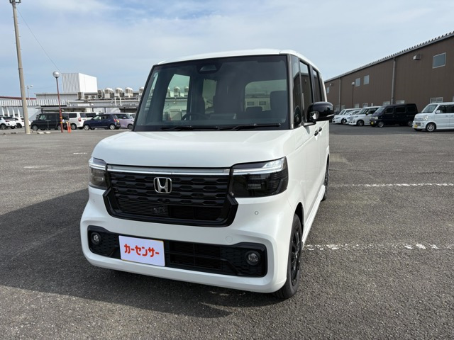 N-BOXカスタム ブラック スタイル 