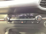 安全装備は、現車を見ながらご説明させていただきますと、解りやすいと思います。お気軽にお尋ねください。