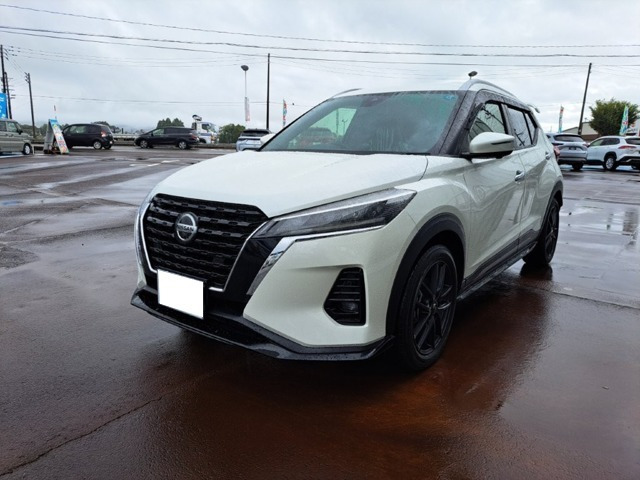 キックス  1.2 X FOUR (e-POWER) 4WD