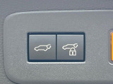 【パワーバックドア】スマートキーや運転席のボタンを押すだけでリアゲートが自動で開閉します!荷物を持っている時や、高い位置にあるバックドアを閉める際に便利な機能です♪