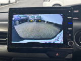 バックカメラも付いています! 運転が不慣れな方でも安心して駐車が可能です!