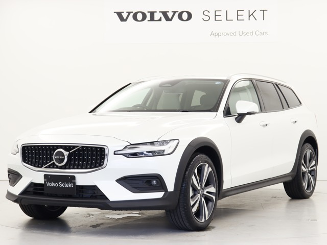 ボルボ V60クロスカントリー 