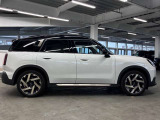 全てのMINIに全国のMINI正規ディーラーでご利用いただける保証をお付けしてご納車させていただいております(一部特殊車両を除く)。