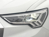 ●LEDヘッドライト:夜間走行時も良好な視界を確保し安心して運転できる高輝度LEDヘッドライトを装備!点灯速度が早く、消費電力も抑えられています。