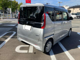 プライバシーガラスなので、中の荷物やプライバシーも保たれます。