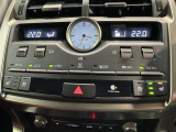 左右独立温度コントロールフルオートエアコンです。運転席、助手席それぞれで独立して温度設定ができます。冷え性の方が乗っても安心ですね♪