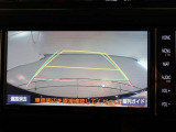バックガイドモニターで、後方を確認しながら安心して駐車することができます。運転初心者も熟練者も必須の機能ですよ!