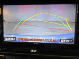 バックガイドモニターで、後方を確認しながら安心して駐車することができます。運転初心者も熟練者も必須の機能ですよ!