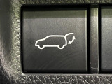 【パワーバックドア】スマートキーや運転席のボタンを押すだけでリアゲートが自動で開閉します!荷物を持っている時や、高い位置にあるバックドアを閉める際に便利な機能です♪