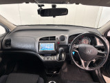 ストリーム 1.8 RSZ