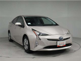 トヨタ セーフティセンスP:ミリ波レーダーと単眼カメラの2種類のセンサーを組み合わせ、ドライバーの安全運転を多面的にサポートします。
