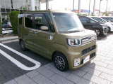 広々とした車内空間に優れた燃費性能。更にデザインも上質で人気のお車です!