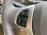 運転中でも手を離さずにオーディオの操作ができる『ステアリングスイッチ』機能があります!