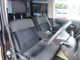 運転席は座り心地が良く快適に運転していただけます♪
