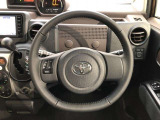 ハンドルは車を運転する上で、ずっと握っている重要なパーツです。手にフィットする物がいいですよね♪