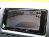 車庫入れもお任せのバックカメラ付き!