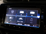 CD、DVD、Bluetooth、AM、FM、AUX、スマートフォン接続ができます。