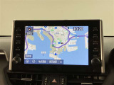 いまや必須装備「ナビゲーション」搭載!知らない場所にスイスイッとドライブ。もう、これなしではハンドルを握れませんね!でも運転中の操作は危険ですのでご注意ですね☆