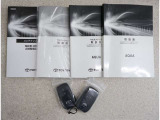 キーを取り出さずにドアを施錠&解錠。クルマの始動も可能です。