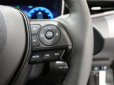 前方を走行する車両と自動的に一定の車間距離を保ちながら走行することができるレーダークルーズコントロールを装備。長距離ドライブの疲労を軽減してくれます。