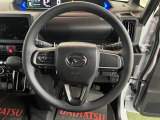 今お乗りのお車の価値が気になる方は、お気軽にお声がけください。査定士の資格を持ったスタッフが、丁寧に査定いたします