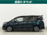 中古車は全く同じというものがなく、1台1台全てコンディションが異なります。同じようなお車でも、整備状況、外内装の状態など様々です。当店では入庫した車輌をコンディションに合わせて徹底的に仕上げています。