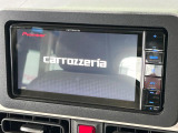 【ナビゲーション】目的地までしっかり案内してくれる使いやすいナビ。Bluetooth接続すればお持ちのスマホやMP3プレイヤーの音楽を再生可能!毎日の運転がさらに楽しくなります!!
