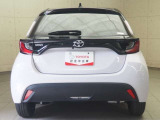 バックカメラが付いているので後方確認が非常にしやすいです。今や運転初心者も熟練者も必須装備!ついていて損はないですね♪