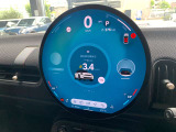 弊社お客様より頂いた下取車やデモカーが在庫の殆どを占めています。車の経歴や整備記録が分かり、ご安心してお車をお選び頂ける正規ディーラーならではのラインナップでございます。