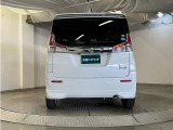 LEDテールライトです。省電力、高輝度のLEDは明るく照らすので夜間運転時の視認性を高めます。スタイリッシュな見た目で細かいところもこだわりたいあなたに!