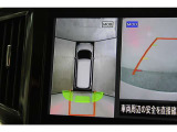 空から見たような映像で駐車ができるアラウンドビューモニター。ひと目でわかるセンサーに前後の衝突被害軽減ブレーキ付き。