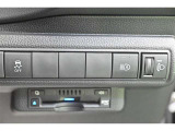 オートマチックハイビームとは、先行車や対向車のライトを認識し、ハイビームとロービームを自動で切り替える機能です。夜道の視界を確保します。詳細は販売店スタッフまでおたずねください。