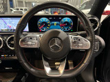 握りやすいハンドルの形状をしておりますので、お客様の運転をサポートしてくれます!