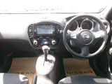 操作しやすい運転席廻り!操作パネルも使いやすい!!ドライブが楽しくなります!