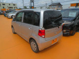 左後ろからの画像です!日々お買い得車両続々入庫しております!