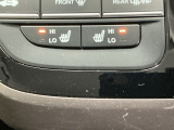 運転席/助手席シートヒーターで寒い日もすぐに温かくなり快適に過ごせます。2段階の温度調整が可能です