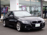 BMW在庫保有台数常時100台以上!ご来店の際はBMW本店(厚木市下荻野140-1)にご来店ください!弊社自慢の全天候型ショールーム!BMW在庫保有台数常時100台以上ございます!