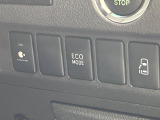 【パワースライドドア】スマートキーや運転席のスイッチでスライドドアの開閉が可能♪電動だから力を入れてドアを開ける必要が無く、小さいお子様でも、重い荷物を持っている時もラクに開け閉めできます♪