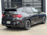 お気に入りのお車があれば、ぜひステアリングを手にしてください。稀少モデルも鋭意取り揃え、幅広いニーズにお応え致します。スタッフ一同皆様のご来店を心よりお待ち申し上げます。