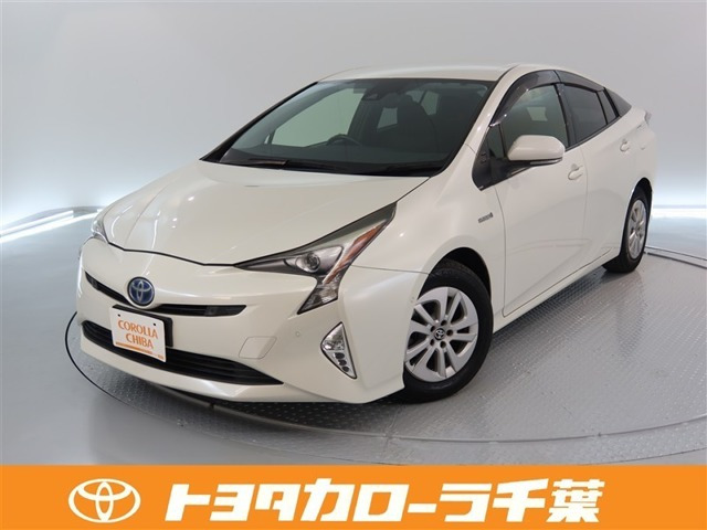 プリウス 1.8 S セーフティ プラス 