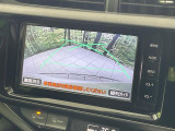 【バックカメラ】駐車時に後方がリアルタイム映像で確認できます。大型商業施設や立体駐車場での駐車時や、夜間のバック時に大活躍!運転スキルに関わらず、今や必須となった装備のひとつです!