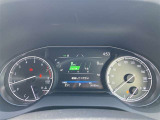 運転席から見やすいスピードメーター
